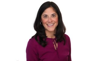 Lindsey DeCaro, RDN, LDN Headshot
